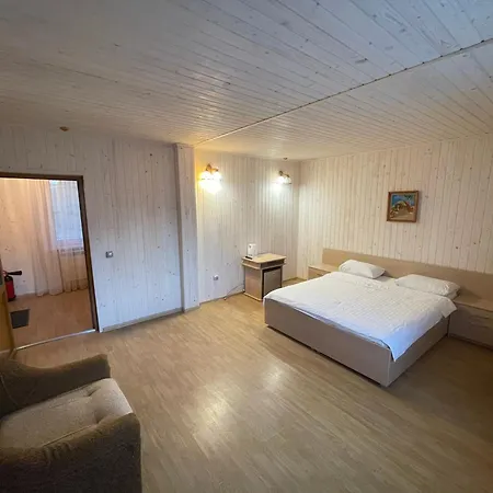 Lodge Karpatskyy