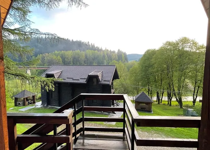 Karpatskyy Деревянный коттедж