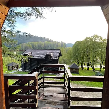 Karpatskyy Orman Evi