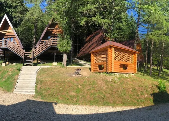 Karpatskyy Lodge
